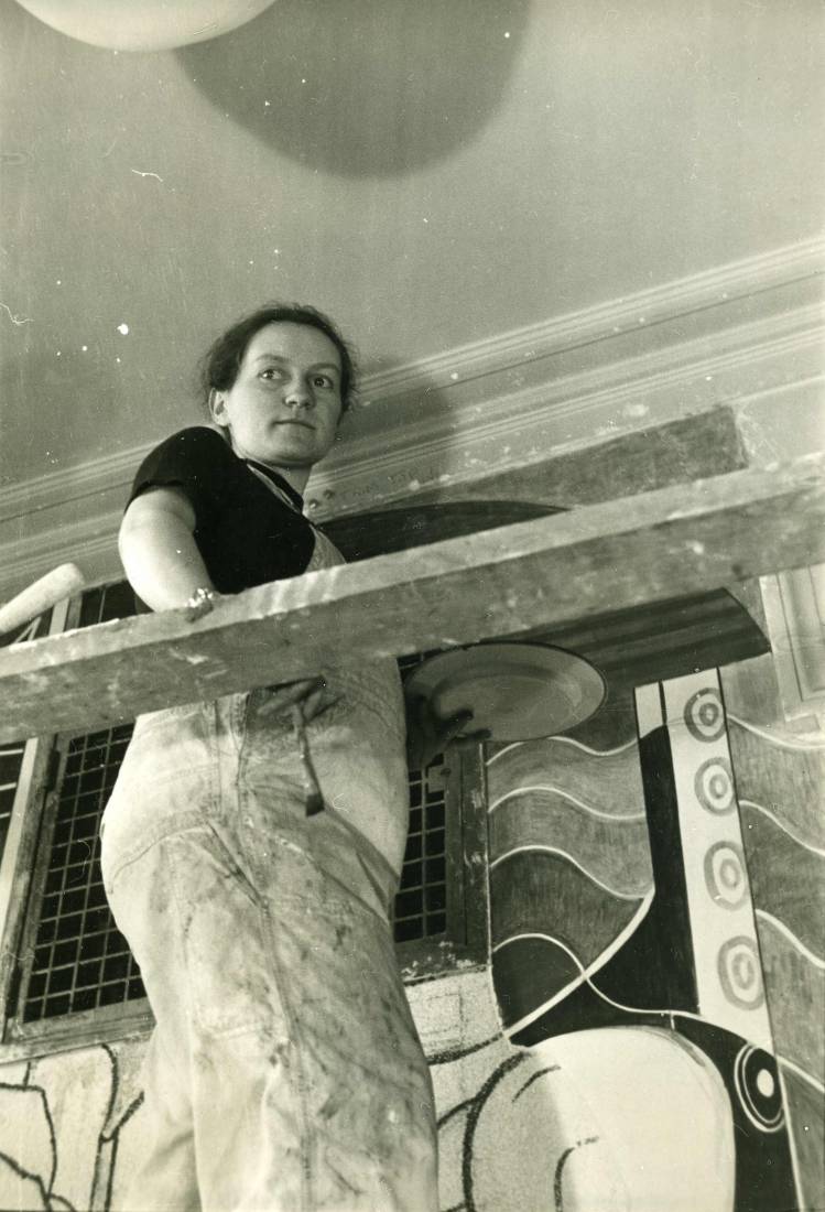 1938lucepregnantgwhs.jpg