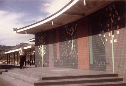 Lucienne Bloch, Redwood (foto: Lucienne Bloch archive) 1961redwoodhighschoolkl.jpg