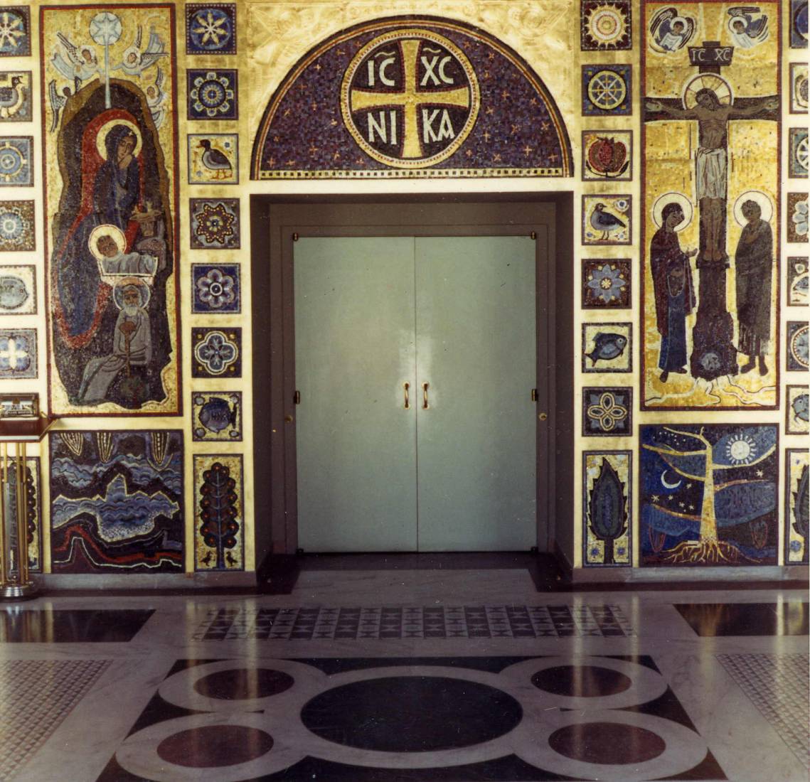 19639narthexentrancegreekorthodox.jpg