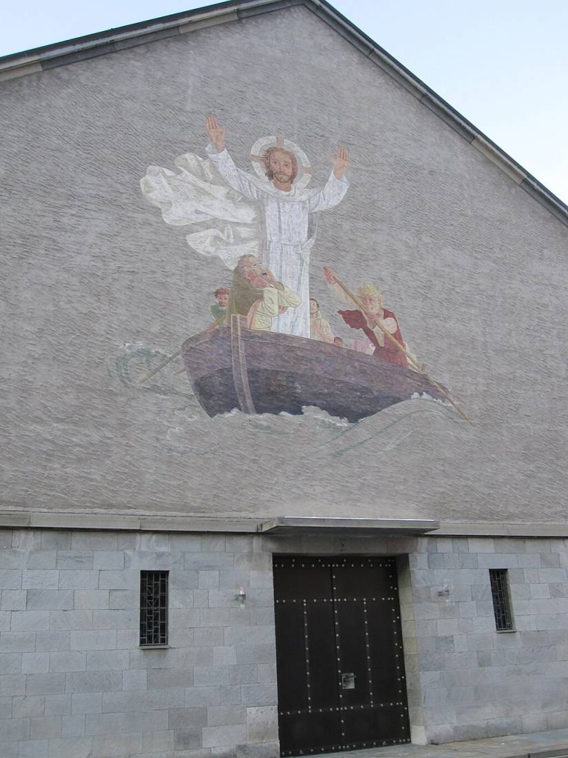 chur_erlöserkirche_2.jpg