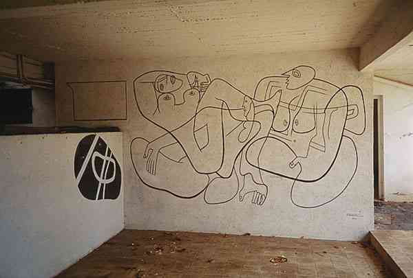 corbu_gray2.jpg