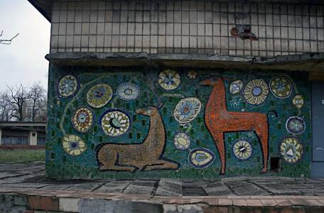 School no. 5, Donetzk (foto: Olena Chervonyk) donetzk06kl.jpg