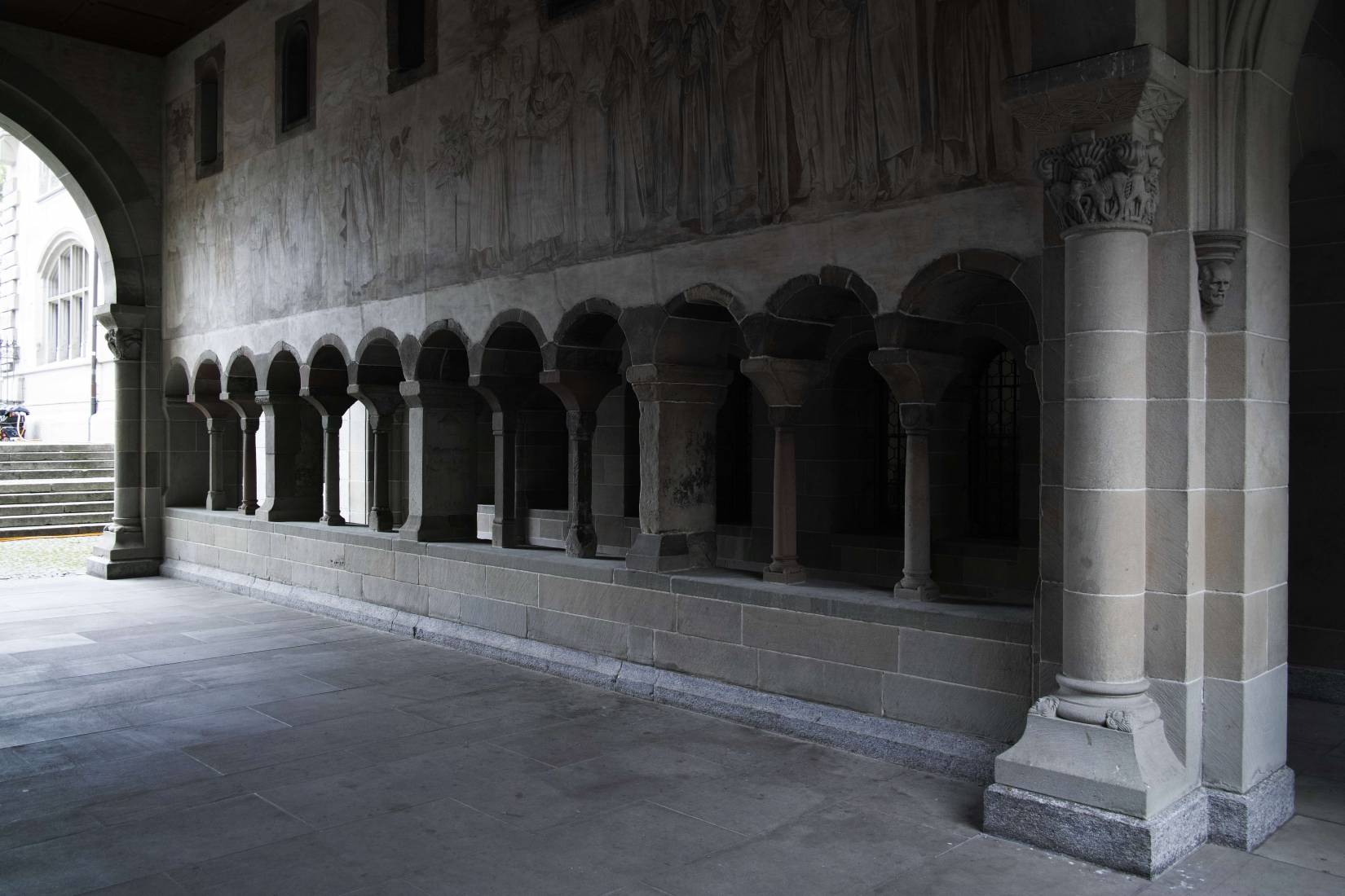 fraumuenster18.jpg