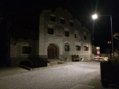 Haus Stocker, Scuol-sot (foto: Alex Winiger, 2021) img_3693kl.jpg