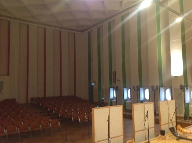 luethy_radiostudio06.jpg