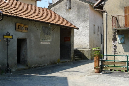 Boarezzo, galleria all'aria aperta (foto: Alex Winiger, 2017) p1020663kl.jpg