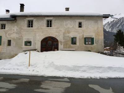 Sgraffito, Cinuos-chel (foto: Alex Winiger, 2019) p1060151kl.jpg