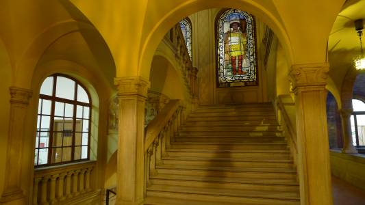 Palazzo Civico di Bellinzona von vetri di Augusto Sartori e Emilio Mariotti (foto: Alex Winiger, 2020) p1070424kl.jpg