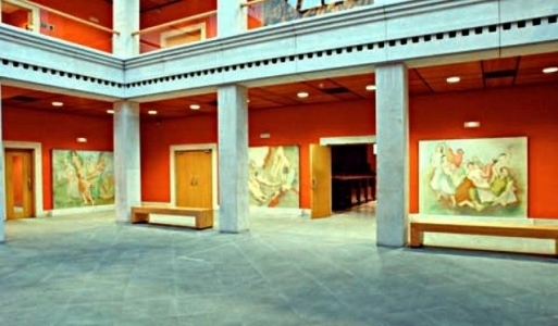 Luis Quintanilla, Guerra, emplazamiento en el paraninfo de la Universidad de Cantabria (foto: Universidad de Cantabria, Santandér) quintanilla_guerra11kl.jpg