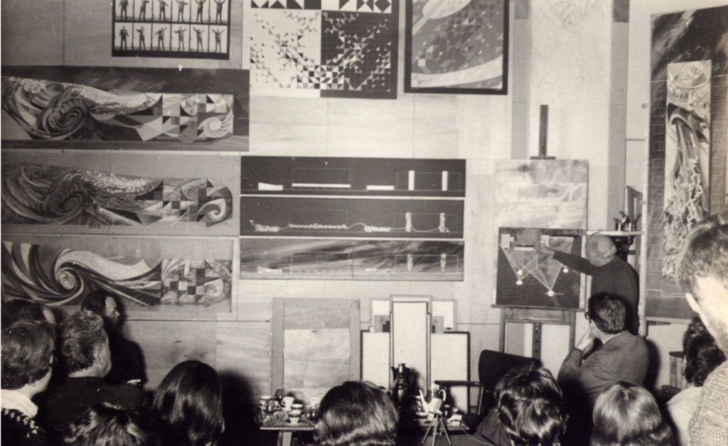 renau_halle00.jpg
