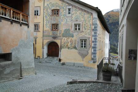 Hildebrandt, Ardez (foto: Alex Winiger, 2021) sdim0648kl.jpg