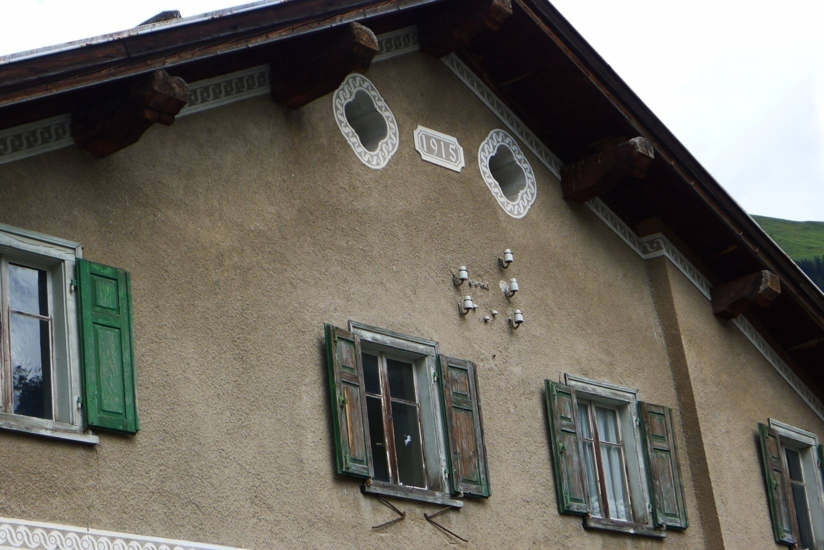 sgraffiti_berguen_123.jpg