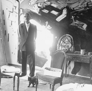 Emil Landolt, ehemaliger Stadtpräsident Zürichs, in Varlins Atelier vor Friedhof von Almuñécar (foto: Bruell, 1959) varlin_friedhof02kl.jpg