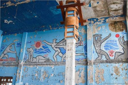 Riverside station, Kyiv (foto: Evgen Nikiforov) vinegar5e4913980af78kl.jpeg